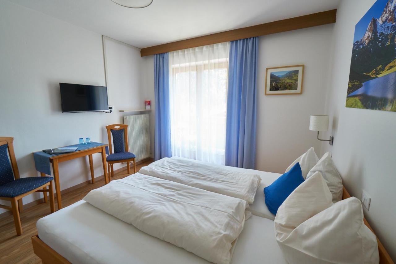 Privatpension Bergkristall San Martino In Passiria  ภายนอก รูปภาพ