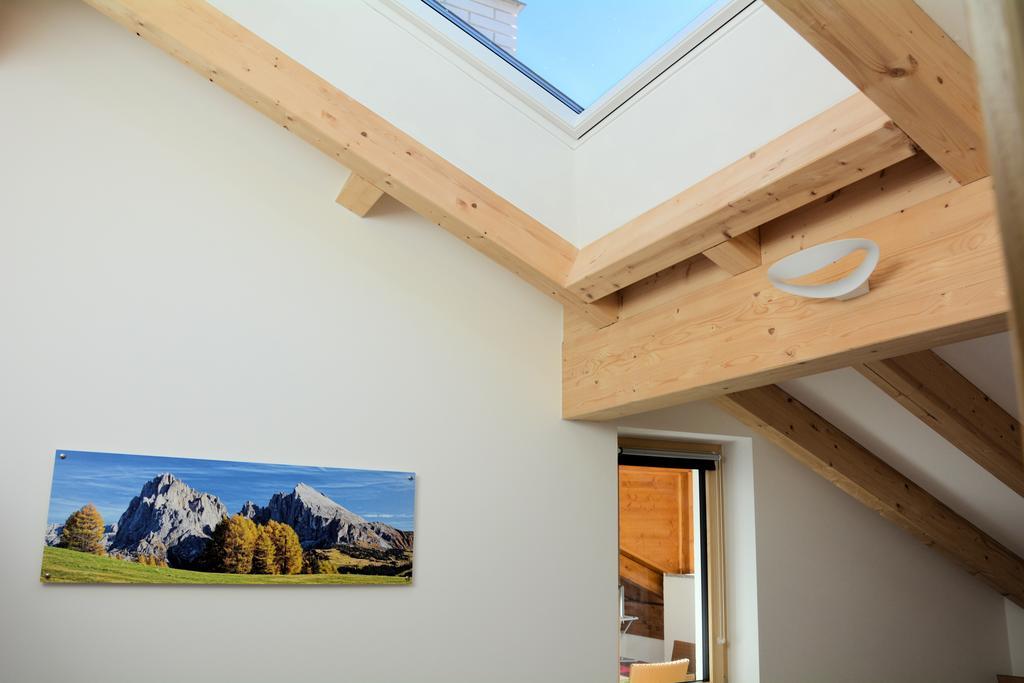 Privatpension Bergkristall San Martino In Passiria  ภายนอก รูปภาพ