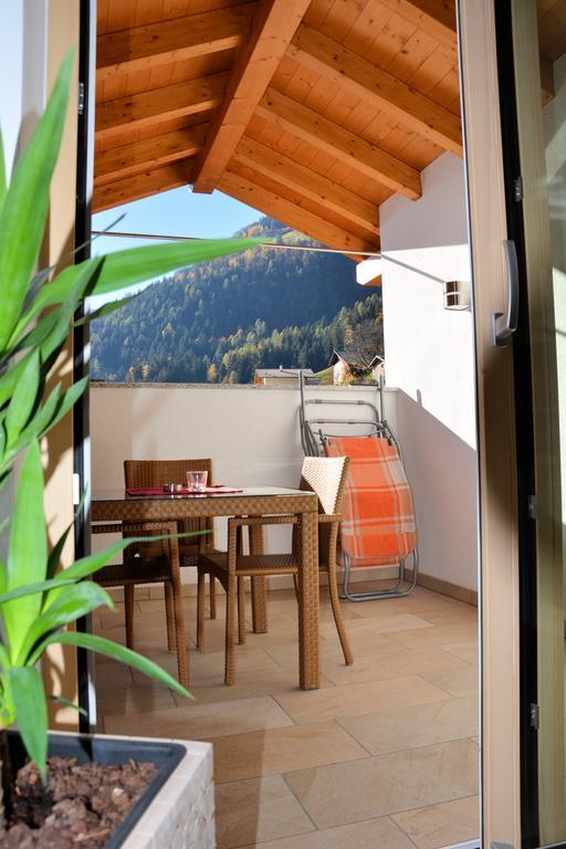Privatpension Bergkristall San Martino In Passiria  ภายนอก รูปภาพ
