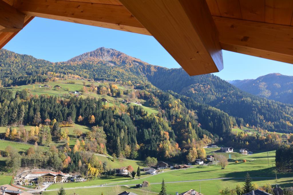 Privatpension Bergkristall San Martino In Passiria  ภายนอก รูปภาพ