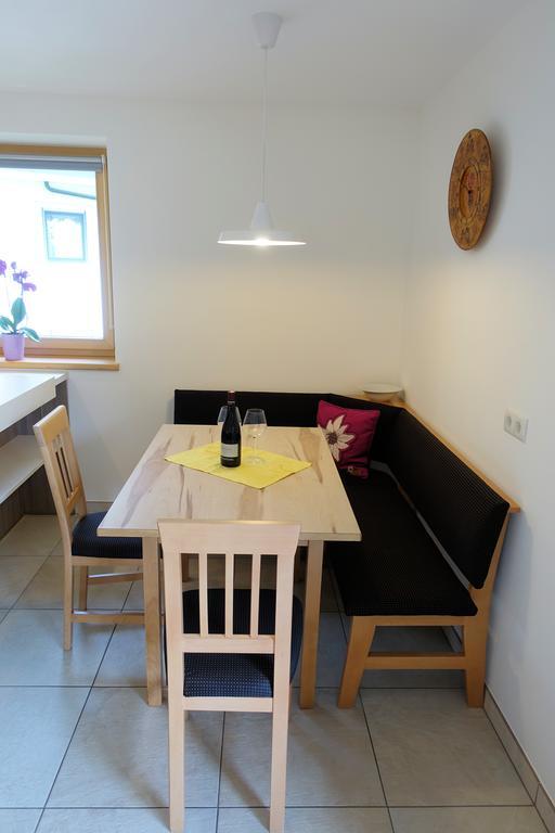 Privatpension Bergkristall San Martino In Passiria  ภายนอก รูปภาพ