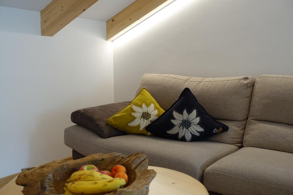 Privatpension Bergkristall San Martino In Passiria  ภายนอก รูปภาพ